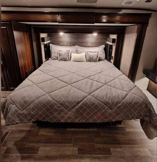 Used 2020 Jayco Pinnacle 36ssws