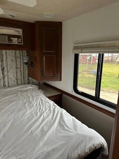 Used 1999 Newmar Dutch Star