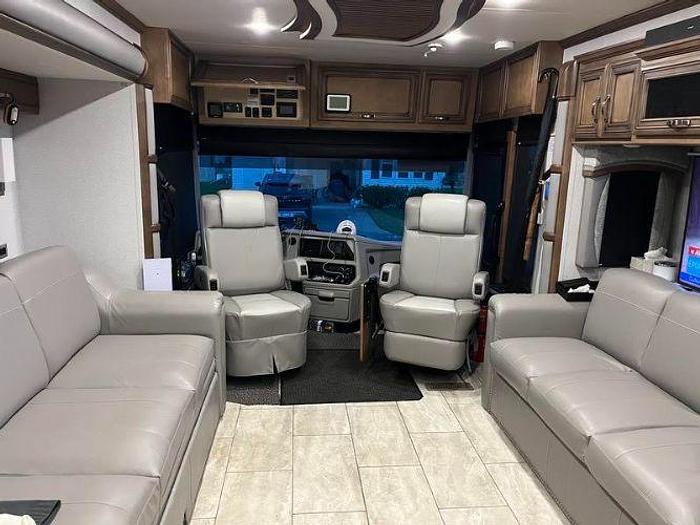 Used 2020 Newmar Kountry Star 4002