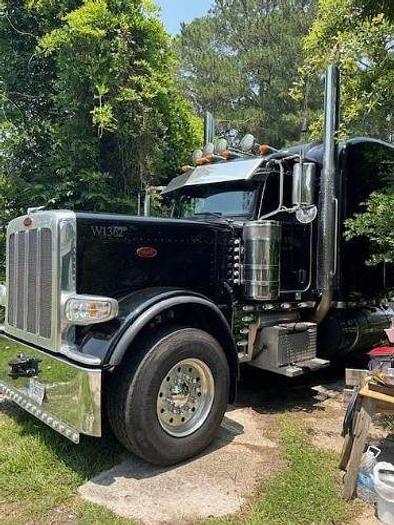Used 2020 Peterbilt 389