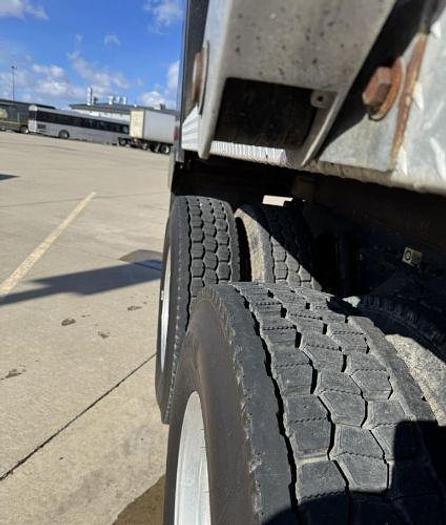 Used 2022 KENWORTH T880S