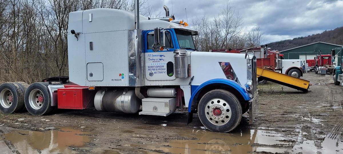 Used 2000 Peterbilt 378