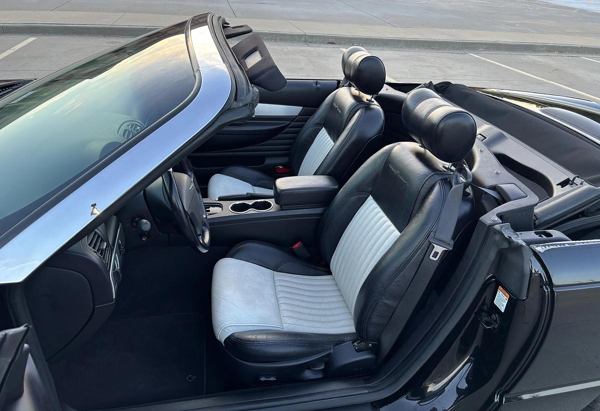 Used 2004 Ford Thunderbird