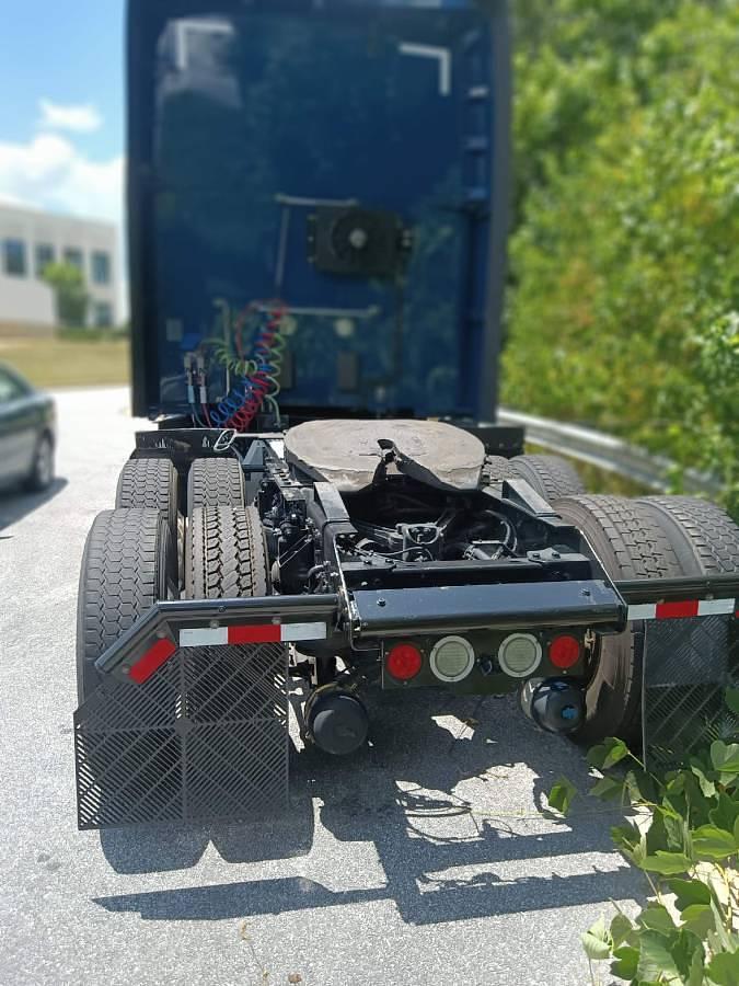 Used 2021 Kenworth T680