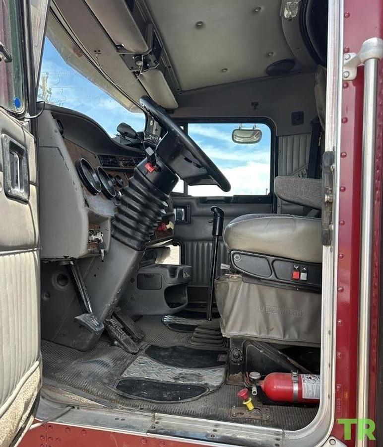 Used 2002 Kenworth W900