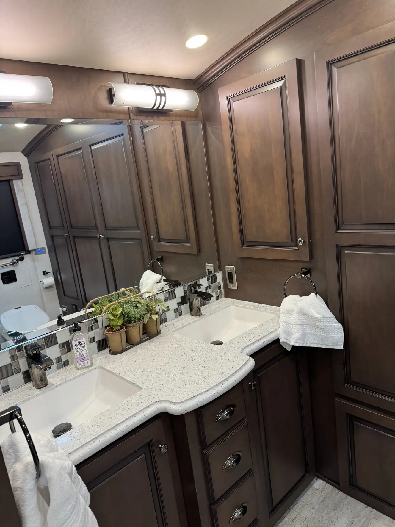 Used 2021 Newmar Dutch Star 4369