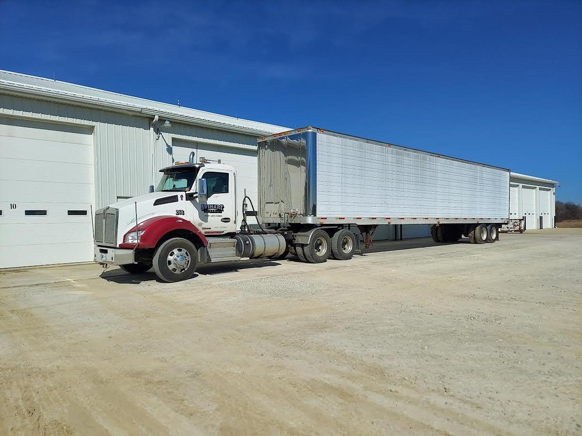 Used 2016 Kenworth T880 Day Cab