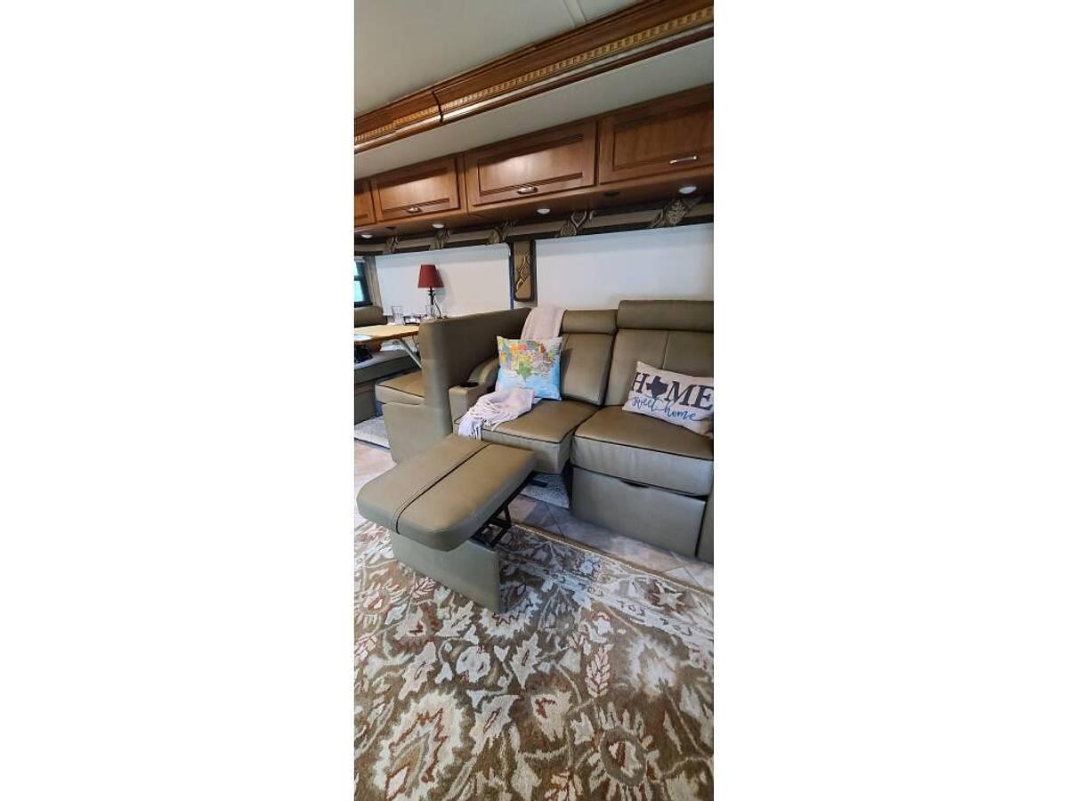Used 2017 Winnebago Forza 34T
