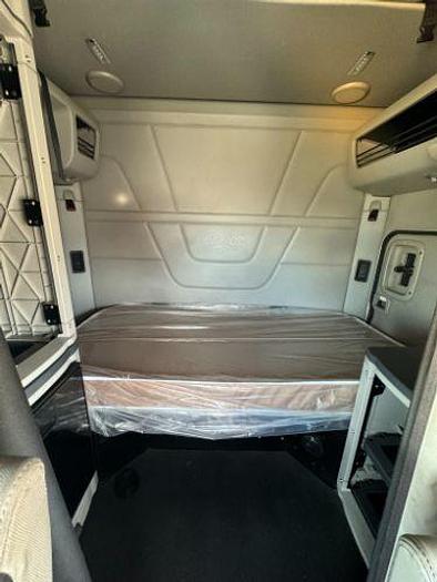 Used 2019 Peterbilt 579