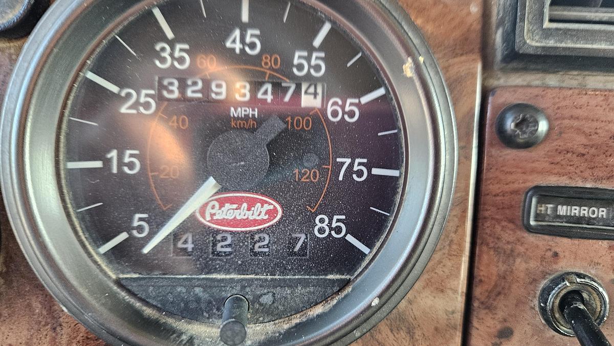 Used 2005 Peterbilt PB335