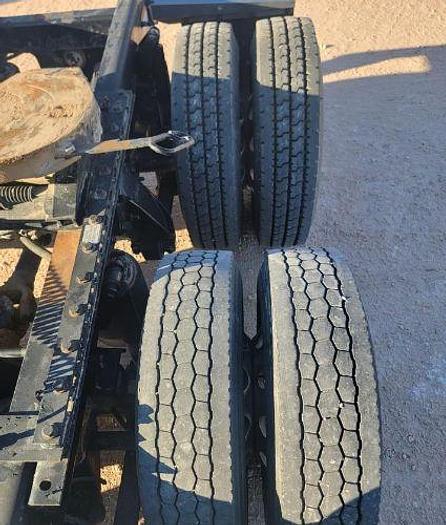 Used 2016 Freightliner CORONADO 132