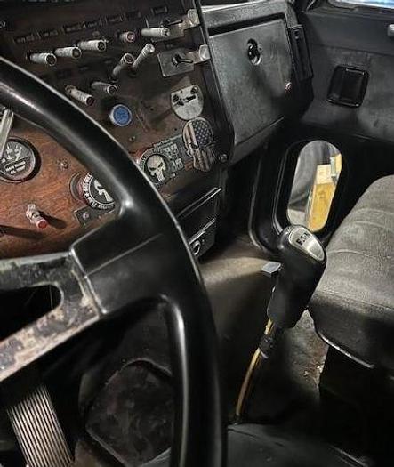 Used 1992 Peterbilt 378