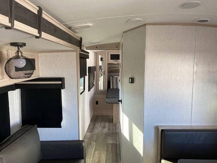 Used 2022 Heartland Sundance Travel Trailer