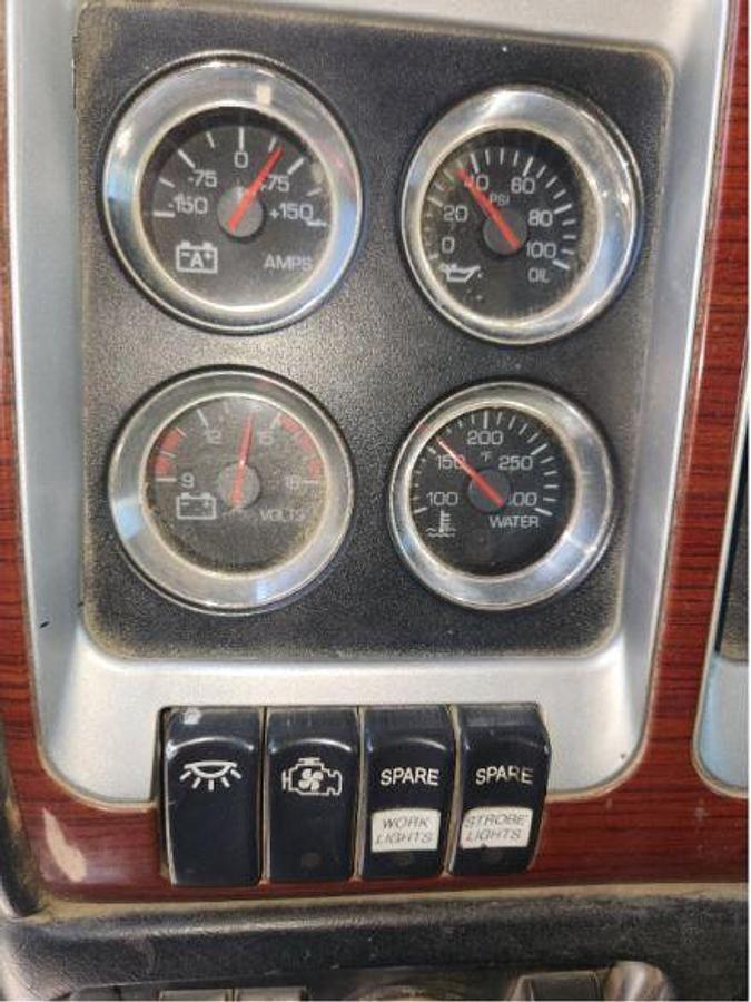 Used 2006 Kenworth T800 Hook Lift Truck