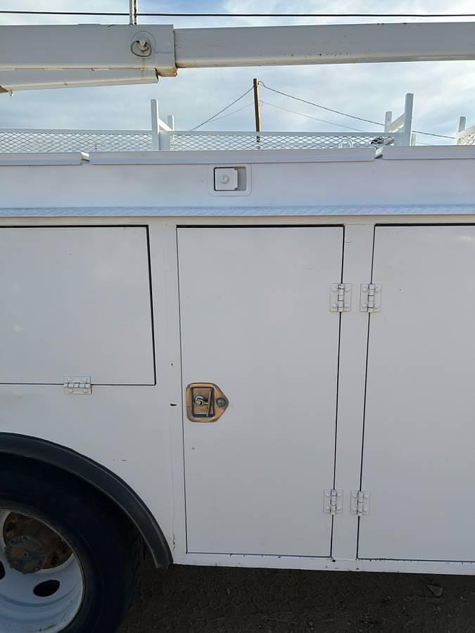 Used 2015 Ford F-550 4WD Service Truck