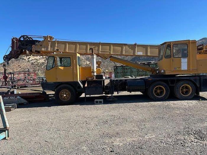 Used 2004 GROVE PMS 250A Crane Truck