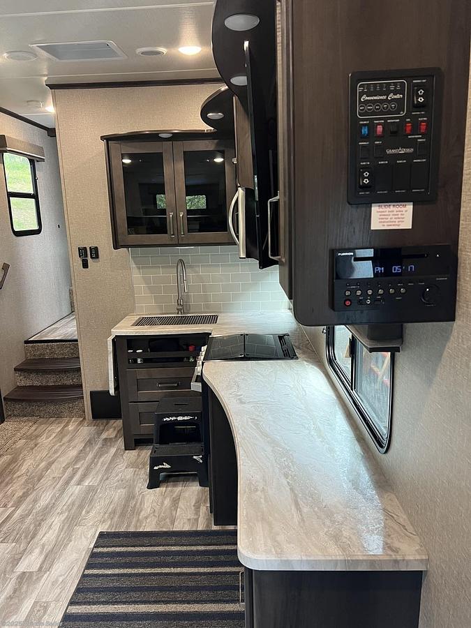 Used 2020 Grand Design  Reflection 150 Series 268BH