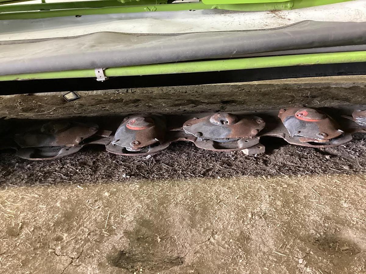 Used 2022 Claas 3600 F Disco and Claas Disco 1100 Trend Disc Mower