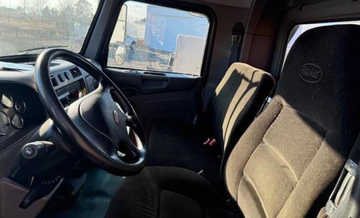 Used 2016 PETERBILT 337
