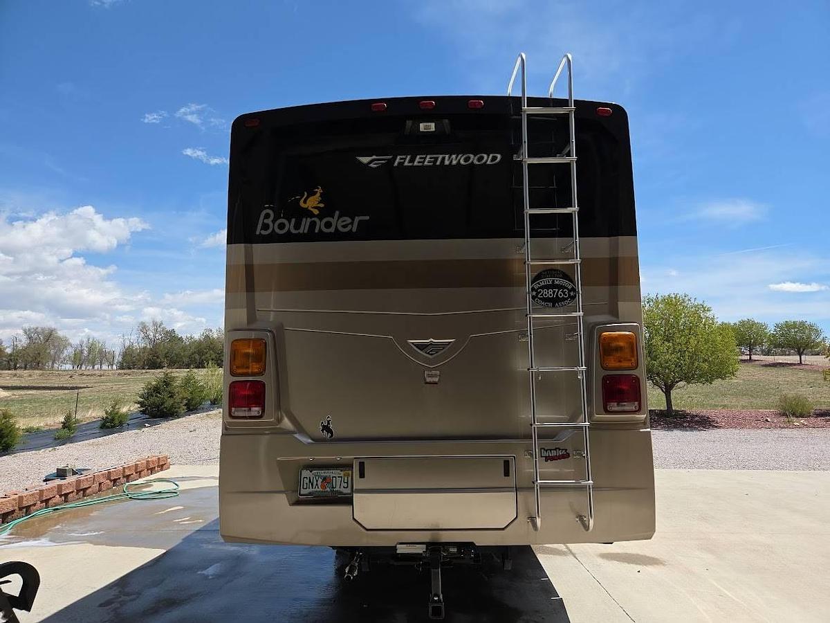 Used 2007 Fleetwood Bounder