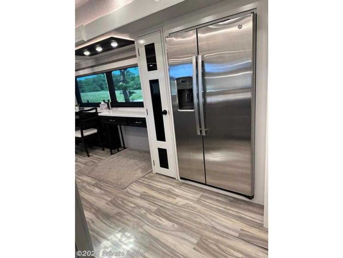Used 2024 Jayco Pinnacle 38fbrk