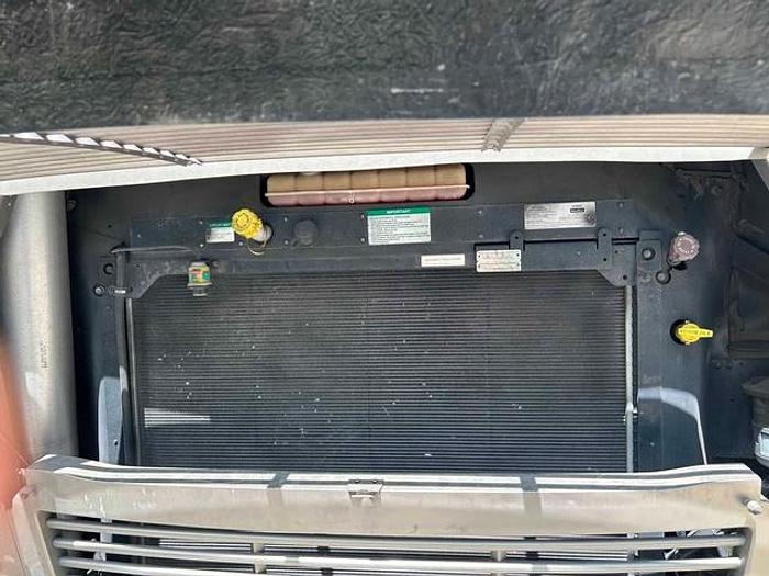 Used 2014 Newmar Ventana LE 3849