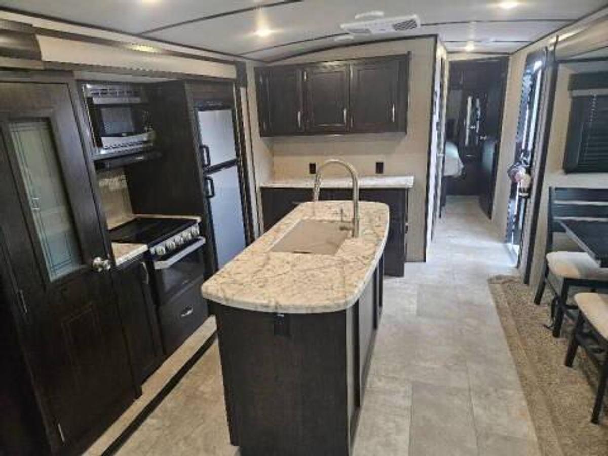 Used 2020 Grand Design Imagine Series 2970RL Travel Trailer