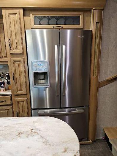 Used 2016 Redwood RW38RL