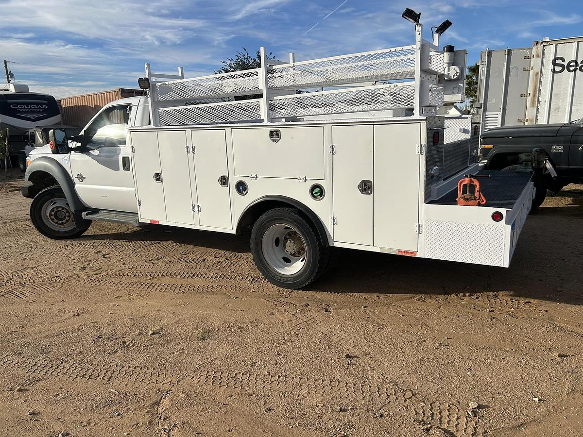 Used 2015 Ford F-550 4WD Service Truck