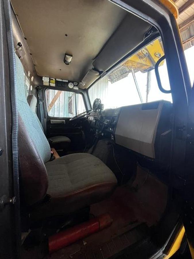 Used 1990 International Bucket Truck
