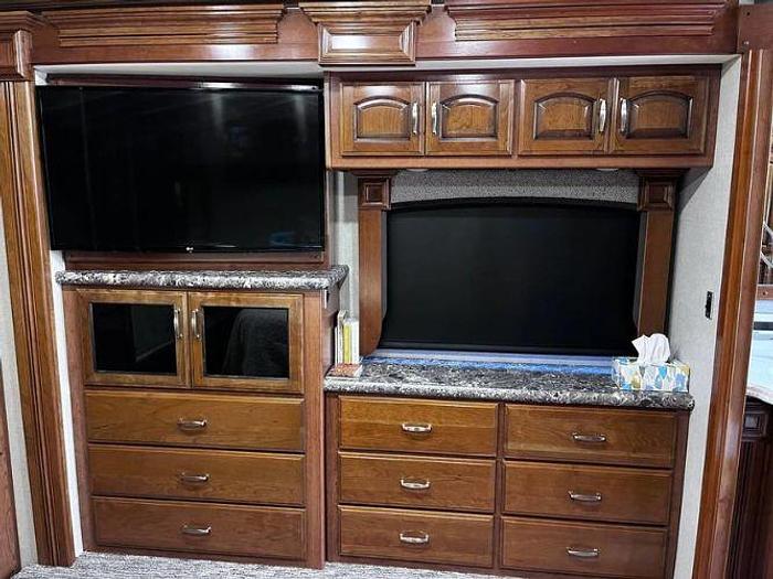 Used 2018 Holiday Rambler Navigator 38F