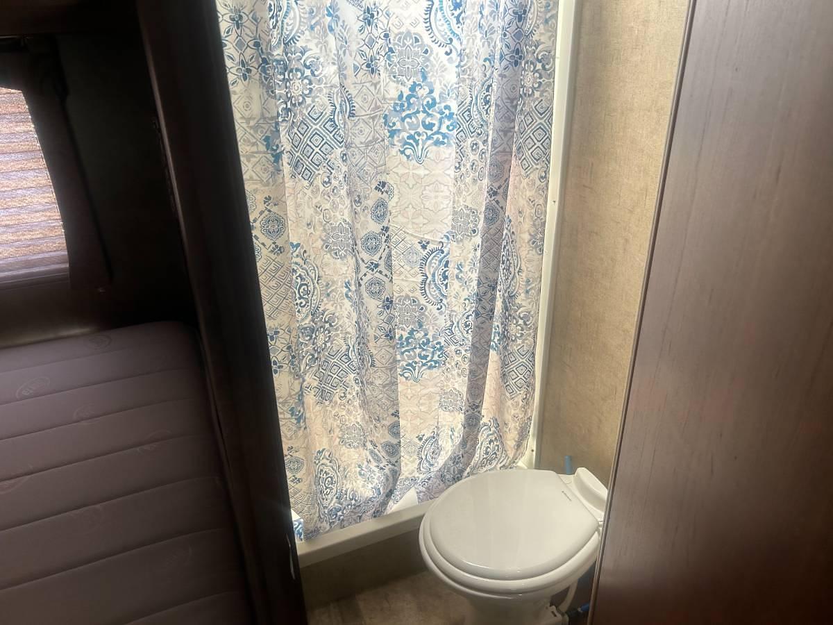 Used 2016 Forest River Sunseeker 2290S