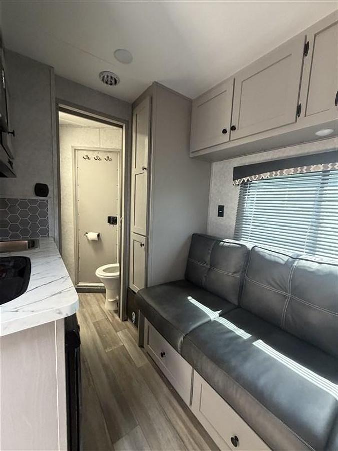 Used 2023 Bison Sv7208 2 Horse