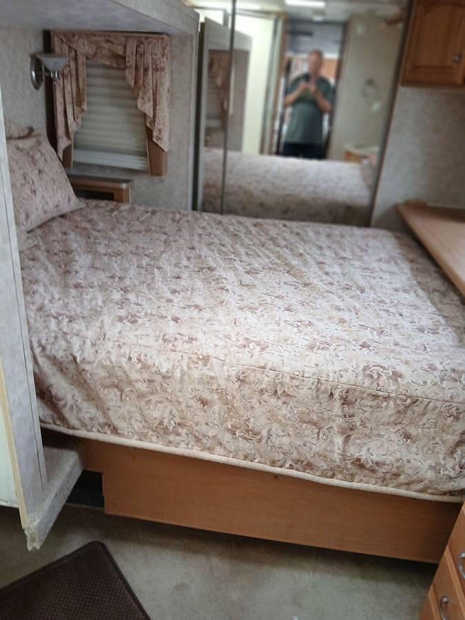 Used 2004 Western RV Augusta Alpenlite Limited