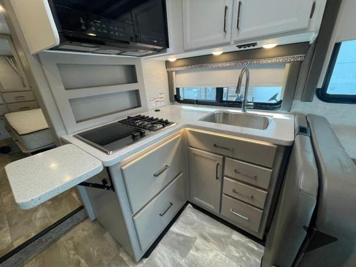 Used 2024 Thor Motor Coach Quantum KW29