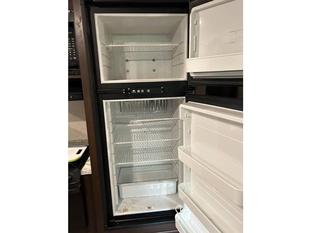 Used 2018 Jayco Jay Flight 28BHS Travel Trailer