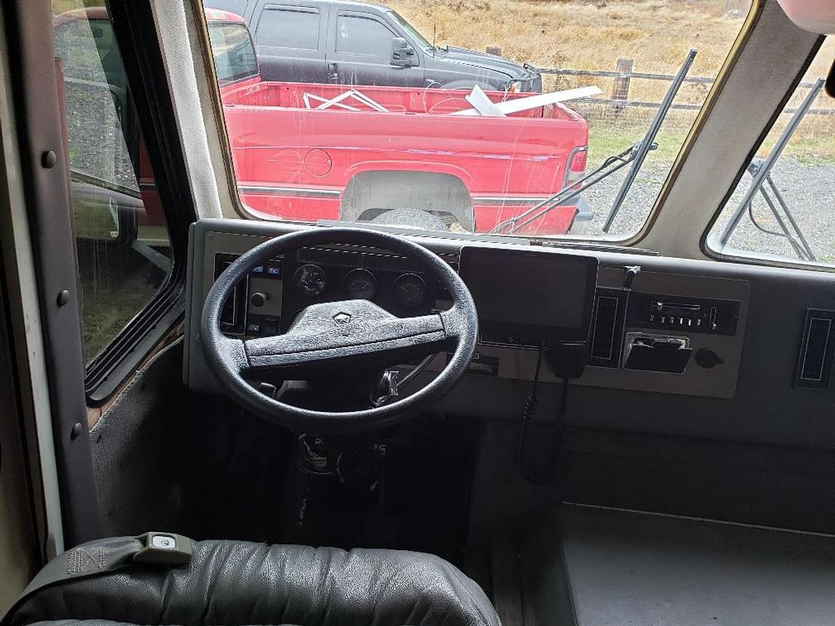Used 1991 Americruiser 29ft Class A Motorhome