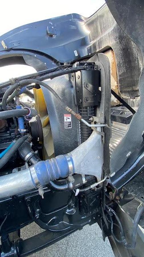 Used 2011 Freightliner Coronado 132