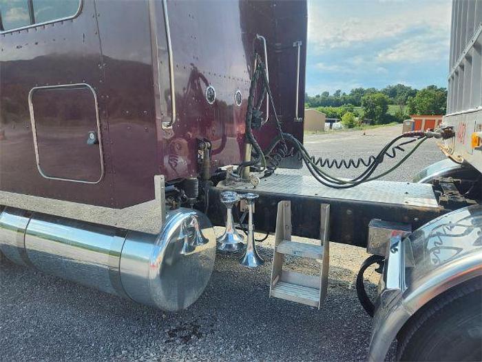 Used 2006 Peterbilt 379