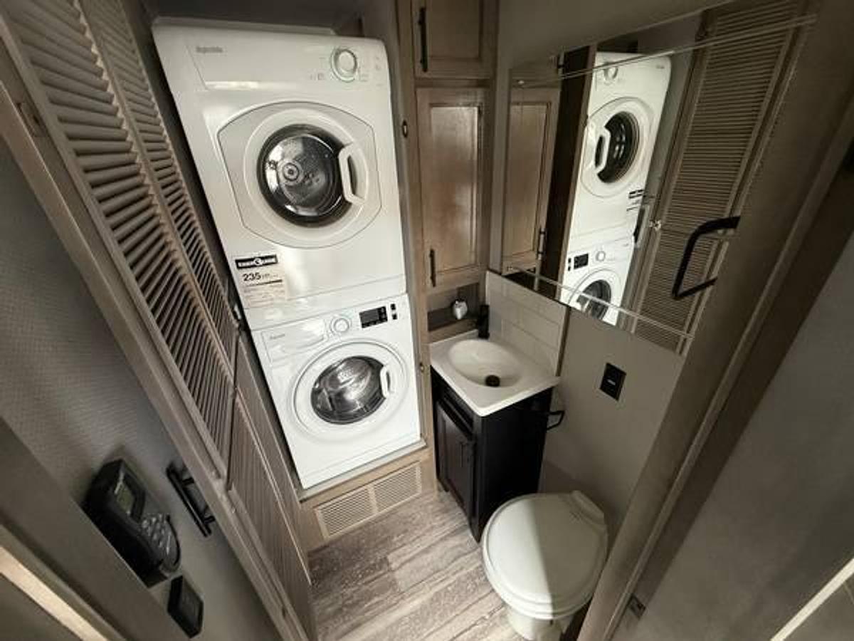 Used 2021 Forest River RiverStone Legacy 39RKFB