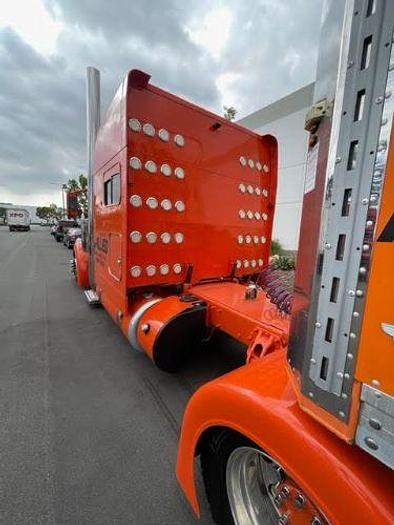 Used 2019 Peterbilt 389