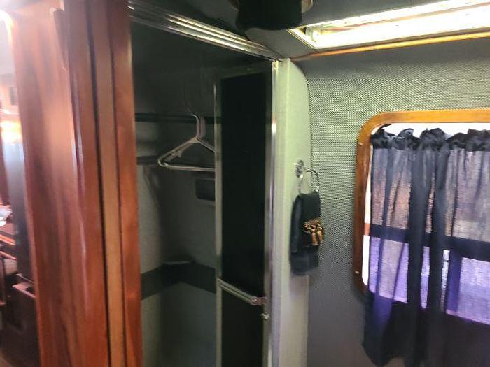 Used 1987 Prevost XL-40 Marathon