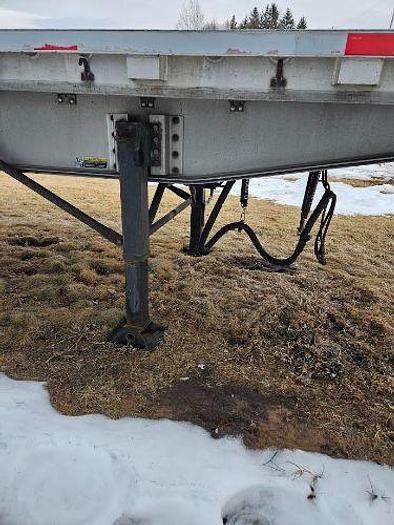 Used 2006 KENWORTH W900B with a 2006 Wilson Trailer