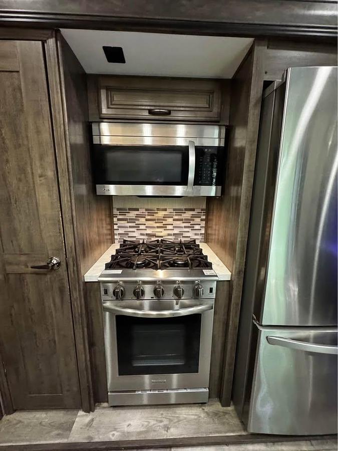 Used 2021 Forest River Sierra
