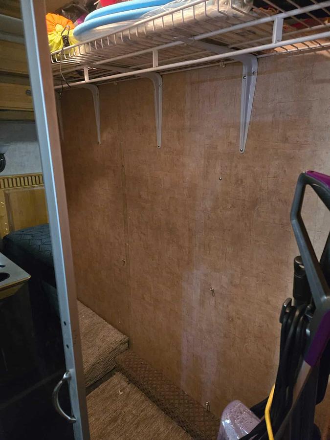 Used 2006 Fleetwood Discovery 39V