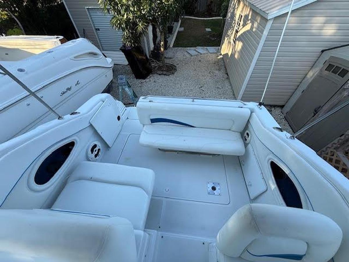 Used 1997 Chris Craft 26 Crowne