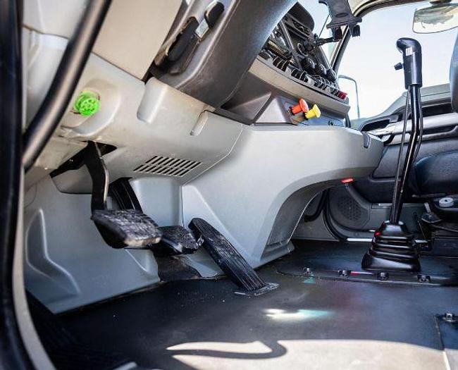 Used 2020 KENWORTH T880