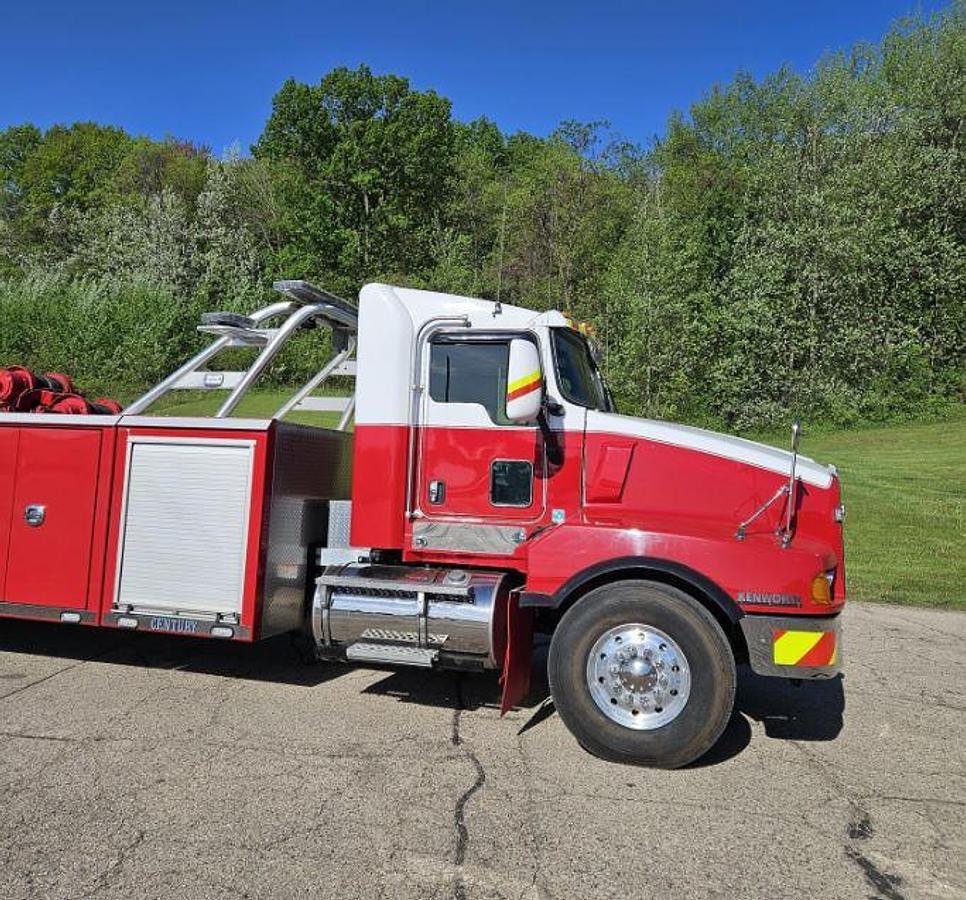 Used 2007 Kenworth T600 Wrecker Tow Truck