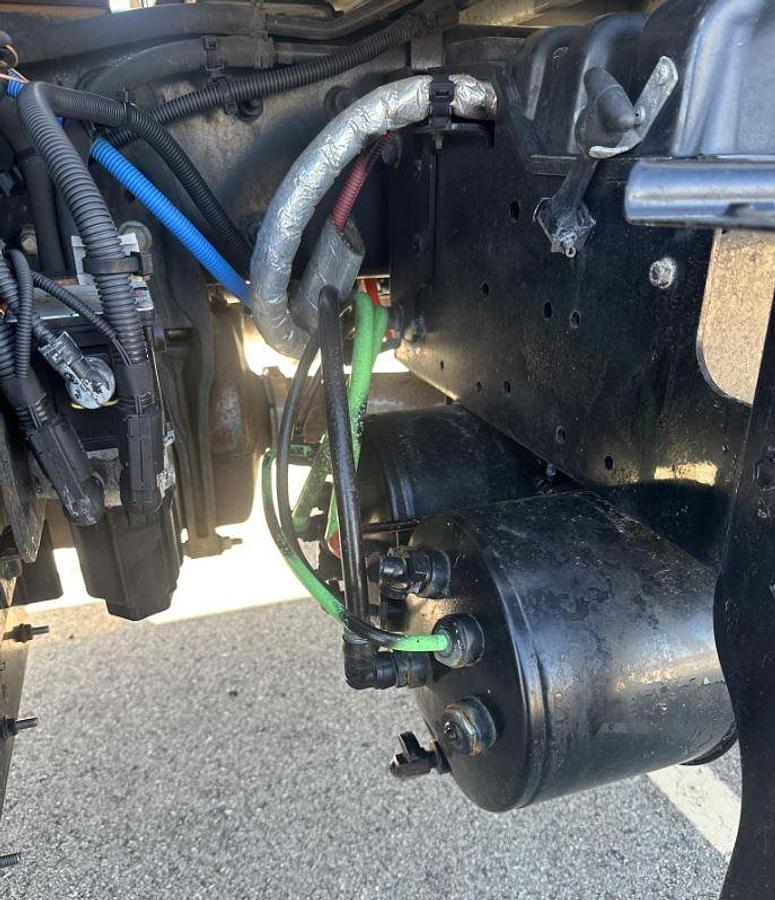 Used 2020 International MV Box Truck