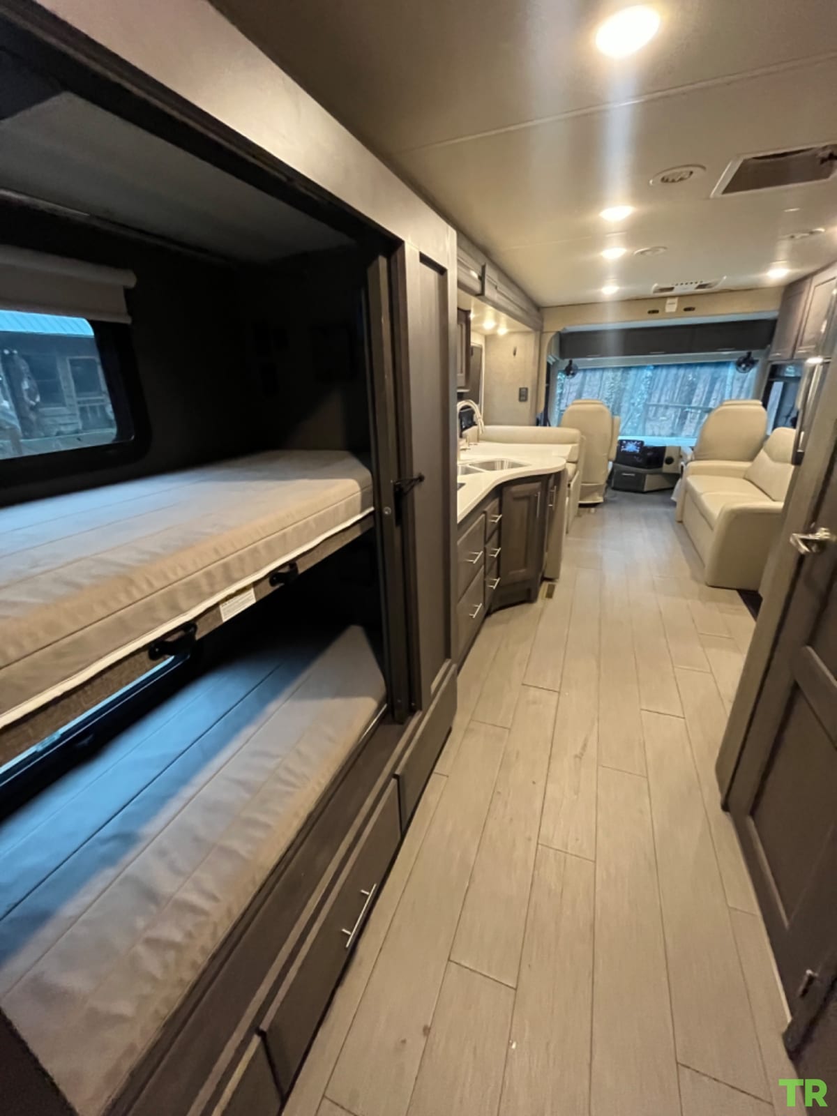Used 2022 Thor Palazzo 33.5 | Diesel Pusher | Bath & a Half | Bunkhouse | Only 7,200 Miles | Private Owner